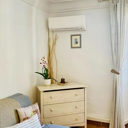 Market Apartment *